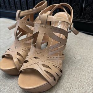 Super sexy platform stilettos 👠 Leather, Size 10, 5” heel with a 2” platform.